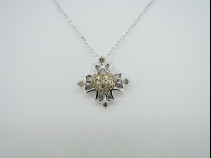 K18WG ダイヤモンド ペンダントネックレス