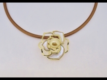 バラ ネックレス