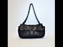 シャネル Wチェ－ンショルダ－ レザ－ブラック（USED)