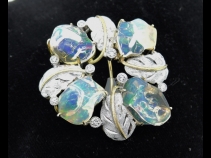 K18/K18WGオパ－ルブロ－チ オパ－ル10.48ctダイヤ0.20ct