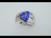 PT900タンザナイト（2.33ct）ダイヤ（0.21ct）リング