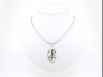 K18WG・YG ボルダーオパール(5.23ct) ダイヤモンド(0.07ct) ペンダントネックレス