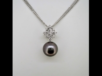 K18WGパール・ダイヤモンド（D0.22.ct )ペンダントネックレス