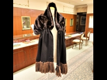 FENDI ミンク・カシミヤキャンディスト－ル（新品同様）