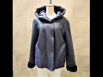 ム－トンダウンフ－ド付ジャケット