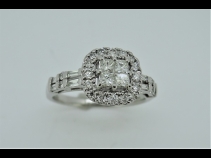 PTダイヤモンドリング（0.70ct）