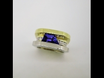 K18タンザナイトダイヤモンドリング