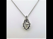PTダイヤモンドペンダントK18ネックレス（中石0.796ct 脇石0.94ct）