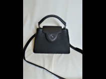 ルイヴィトン カプシ－ヌBBトリオンレザ－バッグ（USED)