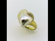 K18南洋ケシ真珠ダイヤモンドリング