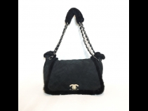 シャネル ムートンチェ－ンバッグ（新品同様）
