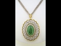 K18ヒスイ（11.3ct）ダイヤモンド（0.47ct）ブロ－チペンダント