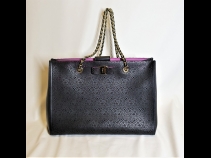 フェラガモ ヴィラチェ－ントートバッグ（新品同様）