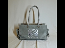 LOEWE アナグラムト－トバッグ（美品）