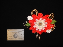 つまみ花　下がりパール付コーム