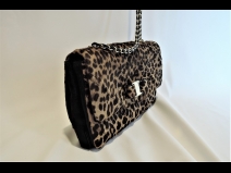 フェラガモレオパ－ドハラコチェ－ンショルダ－バッグ（USED/未使用品）