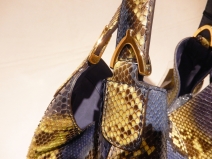 グッチ　パイソンバック    (USED)