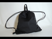 トッズ　バックバックナイロン×レザ－バッグ　（新品同様）