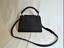 ルイヴィトン　カプシ－ヌBBトリオンレザ－バッグ（USED)