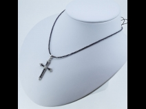ブラックダイヤモンド  クロスペンダントネックレス
