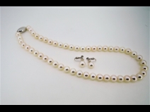 花珠オ－ロラ真珠ネックレス＆イヤリング（8.5-8.0mm）