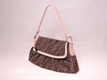 フェンディ　レザー×ズッカ柄　ショルダーバック　(USED)