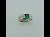 PTエメラルド（0.92ct）ダイヤモンド（1.10ct）リング