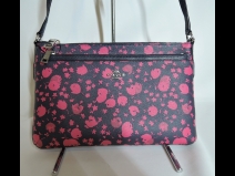 コ－チショルダ－ポシェット　（未使用品）