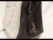 シャネル　チェーンバック　 (USED)