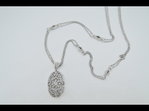 K18WGﾀﾞｲﾔﾓﾝﾄﾞﾍﾟﾝﾀﾞﾝﾄネックレッス（0.64ct　0.25ct）