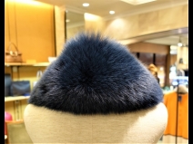 CELINE FOXカラ－（新品同様）