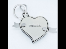 プラダ　チャーム　(USED)