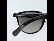 プラダサングラス　ブラウン　（美品）