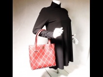 シャネル　ワイルドステッチバック　（USED)　