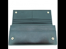 プラダ　レザー長財布　　（USED)
