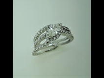 PTダイヤモンド（中石0.458ct、脇石0.82ct）リング