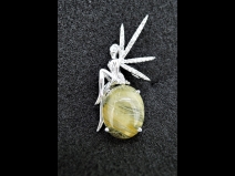 K18WGルチルクオ－ツ（9.8ct）ﾀﾞｲﾔ（031ct）ﾍﾟﾝﾀﾞﾝﾄネックレス