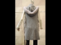 ミンク/10％カシミヤ90％ウ－ルリバ－シブルベスト（80cm）