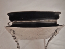 シャネル　チェーンバック　 (USED)