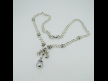 PT950南洋真珠・ダイヤモンド（031ct）・エメラルド（0.17ct）ペンダントネックレス