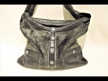 シャネルラムファ－ショルダ－バッグ（美品）