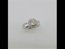 PTダイヤモンドリング（中石1.010ct　脇石0.880ct）