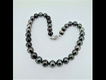 南洋黒蝶真珠ネックレス