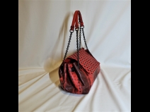 ボッテガヴェネタ　カルングレザ－（水へび）ショルダ－バッグ（美品）