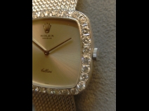 ROLEX　ダイヤベゼル　手巻き　　（USED)