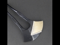 留袖ラインスト－ンゴ－ルドかんざし（中）