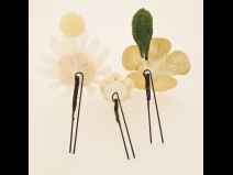 ミニフラワ－Uピン3点セット　　ベージュ
