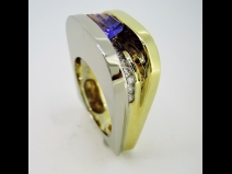 K18タンザナイトダイヤモンドリング