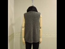 ミンク＆カシミア100％（背面）ベスト（65cm丈）