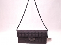 シャネル　ニュートラベルライン　チェーンバック　 (USED)